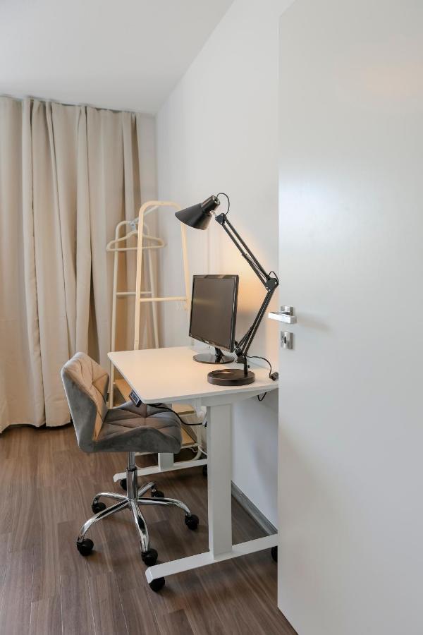 Lumen Homes - Design-Apt. Nahe Audi Und Altstadt, 3 Zimmer, Netflix إنغولشتات المظهر الخارجي الصورة