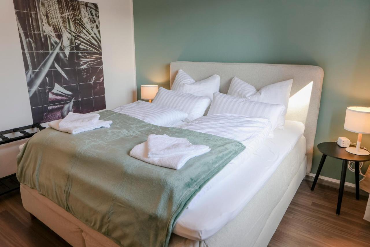 Lumen Homes - Design-Apt. Nahe Audi Und Altstadt, 3 Zimmer, Netflix إنغولشتات المظهر الخارجي الصورة