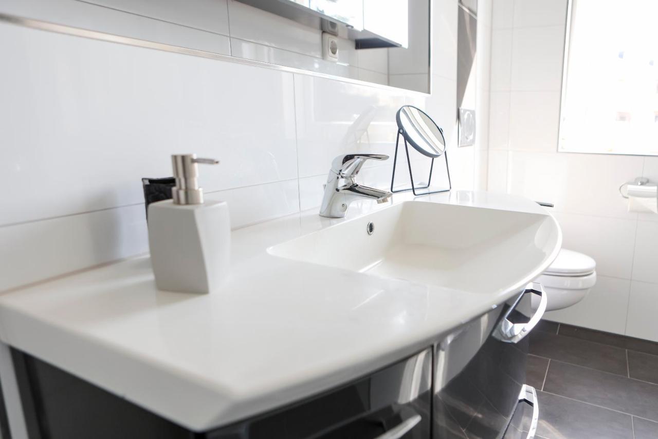 Lumen Homes - Design-Apt. Nahe Audi Und Altstadt, 3 Zimmer, Netflix إنغولشتات المظهر الخارجي الصورة